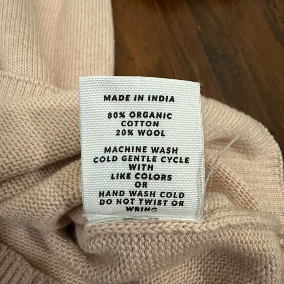 WVN Isle Knit Crew Neck Pullover Sweater Ribbed-Trim in Nude/Beige - Picture 7 of 8